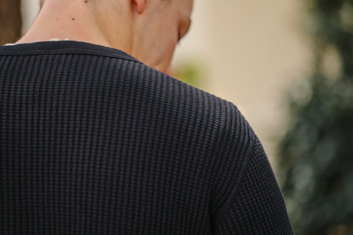 60BW UES Big Waffle Thermal- Black