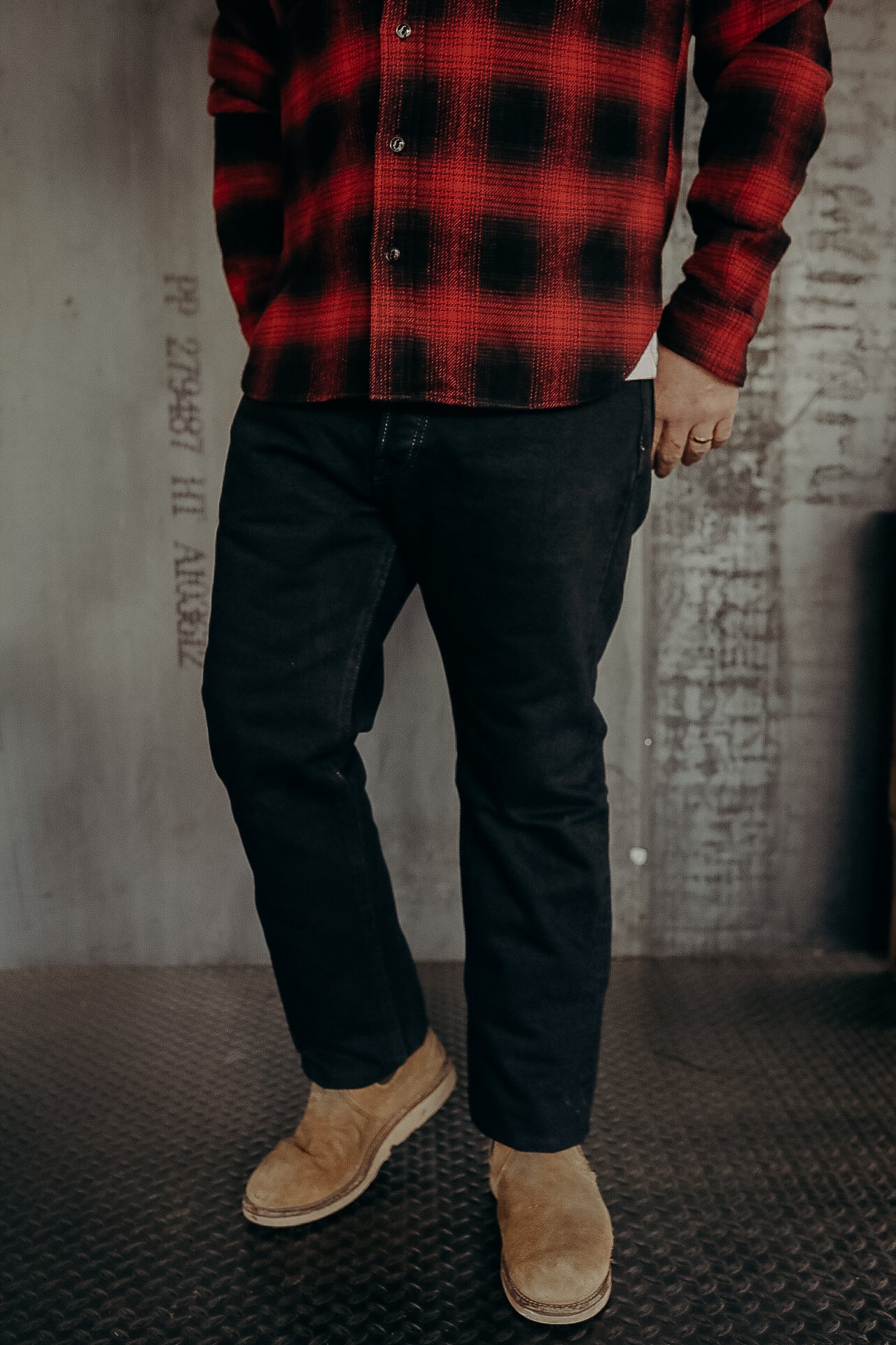 21oz Selvedge Denim Medium/High Rise Tapered Cut Jeans - Indigo Overdyed Black IH-888S-21od