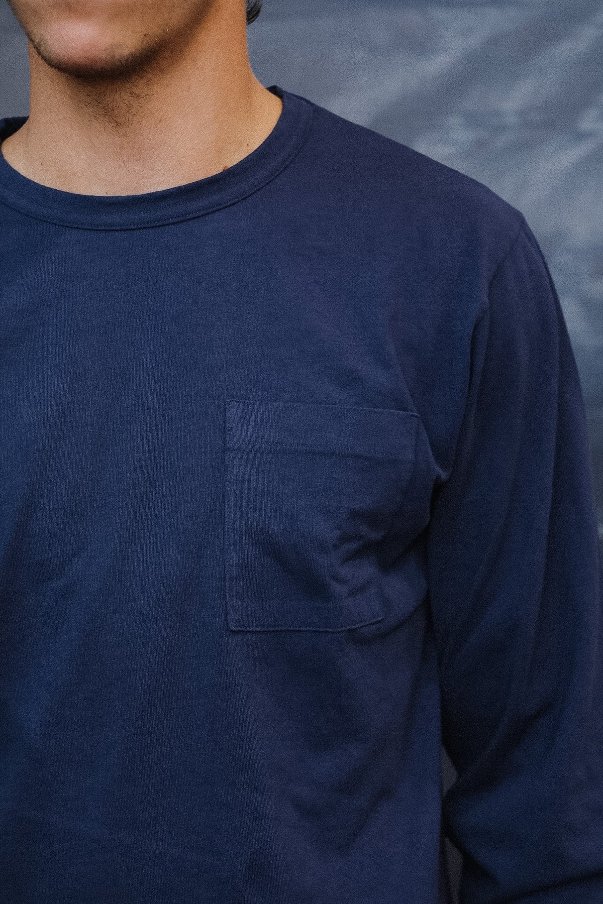 Dehen 1920 Heavy Duty Long Sleeve Single Pocket Tee pocket detail