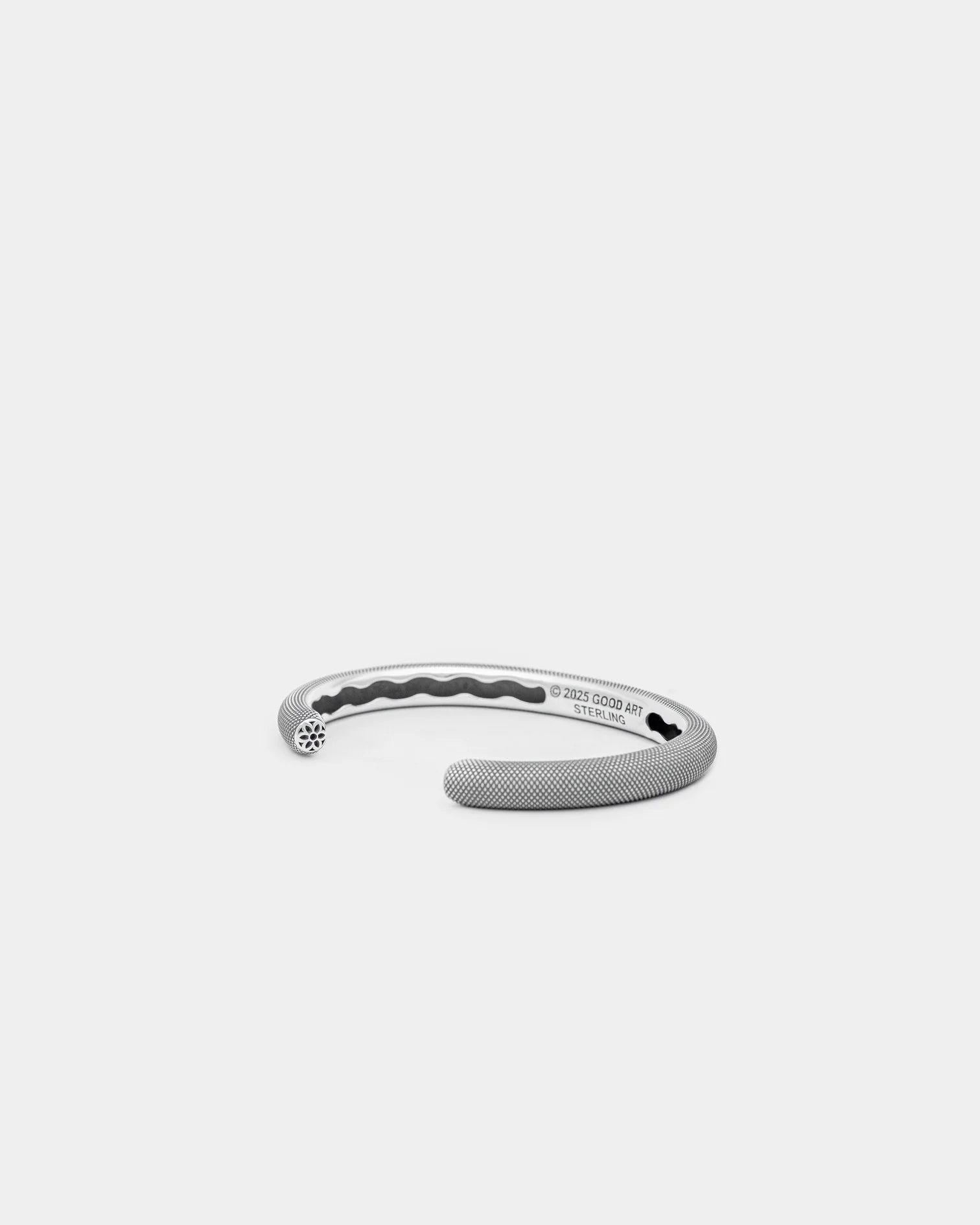 GOOD ART HLYWD River Cuff- 2A Goosebumps